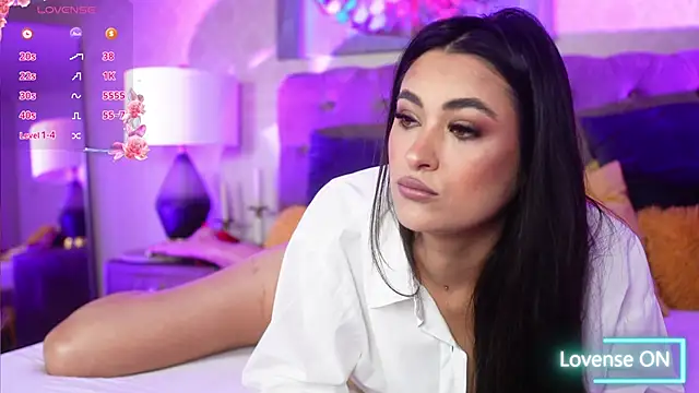 Snapshot of Pretty_Lia_ chatting on 09.30.25 Pretty Lia  online show from 09.30.25