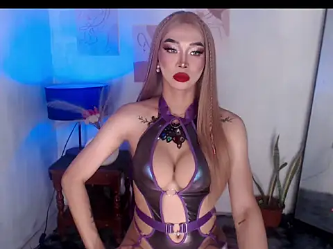 Snapshot of SexyhotasianKendra chatting on 10.17.25 SexyhotasianKendra online show from 10.17.25