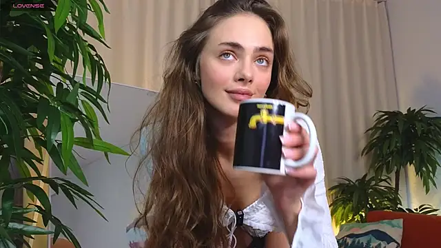 AliciaMellow online show from 11.09.25