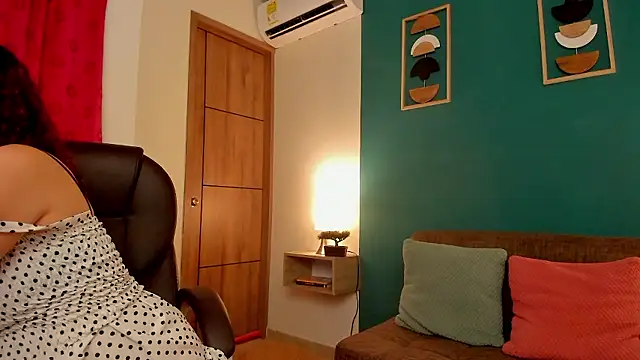 Snapshot of Mely_Ellis chatting on 01.18.26 Mely Ellis online show from 01.18.26