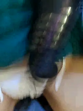 Snapshot of Bee_sweet chatting on 02.22.26 Bee sweet online show from 02.22.26