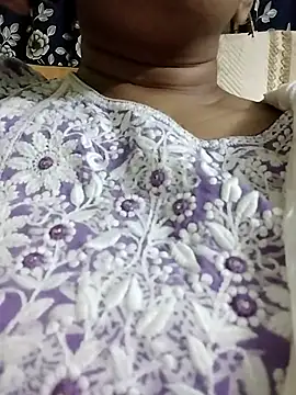 Snapshot of Monika_Telugu_Girl chatting on 09.11.25 Monika Telugu Girl online show from 09.11.25