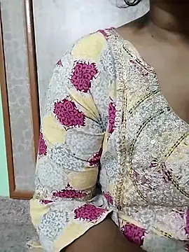 Snapshot of Monika_Telugu_Girl chatting on 09.27.25 Monika Telugu Girl online show from 09.27.25