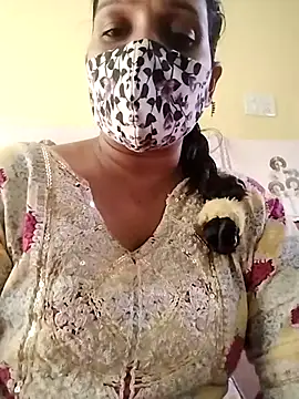 Snapshot of Monika_Telugu_Girl chatting on 09.28.25 Monika Telugu Girl online show from 09.28.25