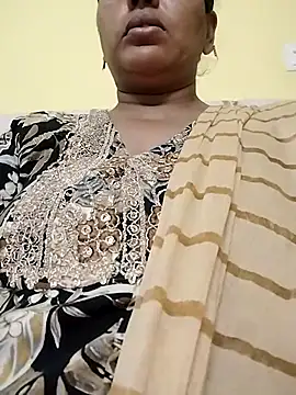 Snapshot of Monika_Telugu_Girl chatting on 12.02.25 Monika Telugu Girl online show from 12.02.25