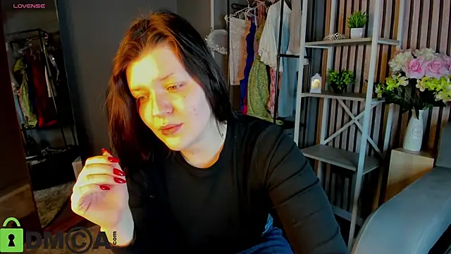 Michele Greenn online show from 12.15.25