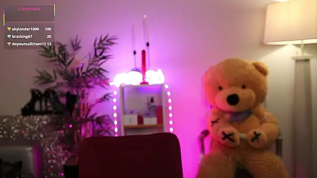 NovaHollisx online show from 03.20.26