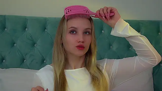 Snapshot of StacyEvances chatting on 03.14.26 StacyEvances online show from 03.14.26