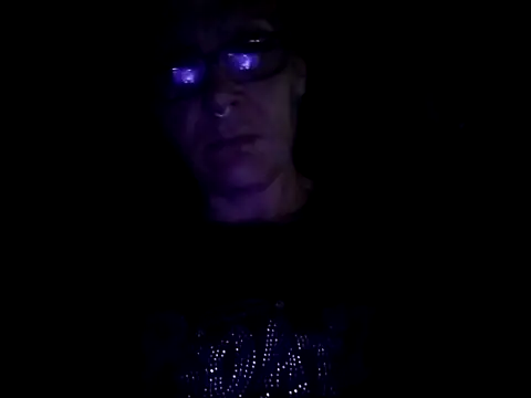 Snapshot of SparklesB1tch chatting on 10.11.25 SparklesB1tch online show from 10.11.25