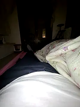 Snapshot of giova17cm chatting on 02.05.26 giova17cm online show from 02.05.26