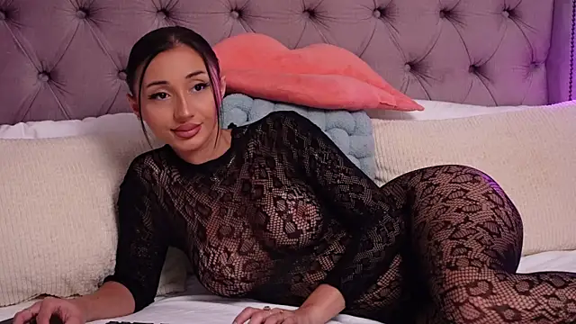 JenniferLovve online show from 07.23.26