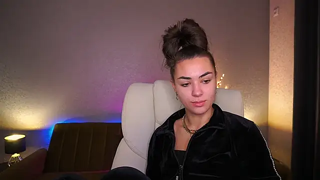 EricaSin online show from 10.25.25