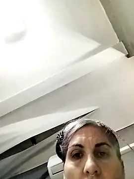 est 82 online show from 09.12.25