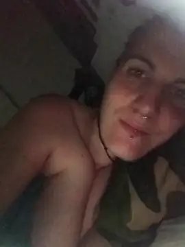 est 82 online show from 09.15.25