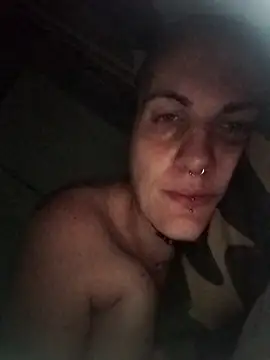 est 82 online show from 09.17.25