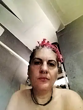 est 82 online show from 10.02.25