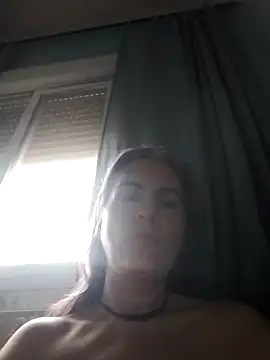 est 82 online show from 10.26.25