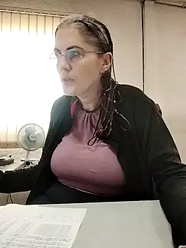 est 82 online show from 11.04.25