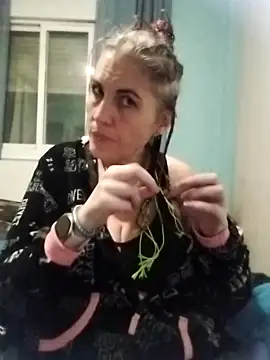 est 82 online show from 11.07.25