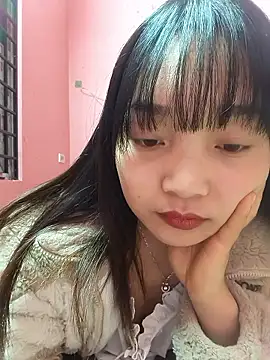 Snapshot of NguyenMyy chatting on 01.17.26 NguyenMyy online show from 01.17.26