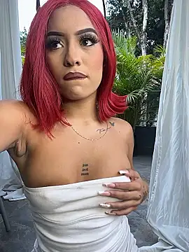 Snapshot of MystiqueXXX chatting on 01.08.26 MystiqueXXX online show from 01.08.26