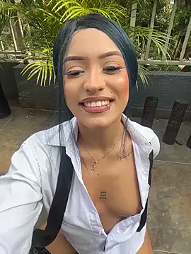 Snapshot of MystiqueXXX chatting on 03.04.26 MystiqueXXX online show from 03.04.26