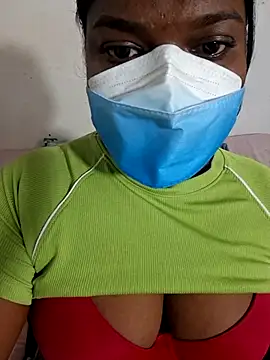 Snapshot of chubybabi chatting on 12.14.25 chubybabi online show from 12.14.25