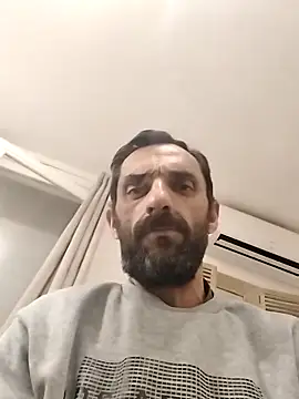 hotmen83 online show from 10.31.25