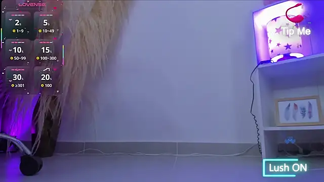 Snapshot of shannel_moss__ chatting on 09.09.25 shannel moss   online show from 09.09.25