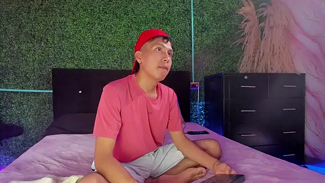 spicy adonhis online show from 04.09.26