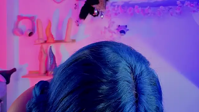 Snapshot of zoelight18 chatting on 01.17.26 zoelight18 online show from 01.17.26