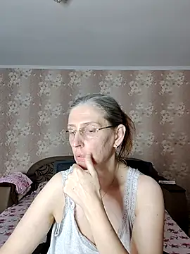 Snapshot of CandiCole chatting on 08.07.26 CandiCole online show from 08.07.26