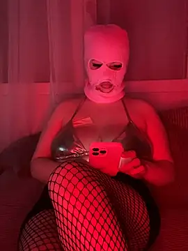 emiliafrancaise online show from 03.05.26