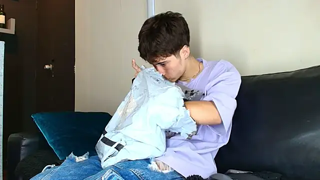 Snapshot of _DantFox_ chatting on 10.07.25 DantFox online show from 10.07.25