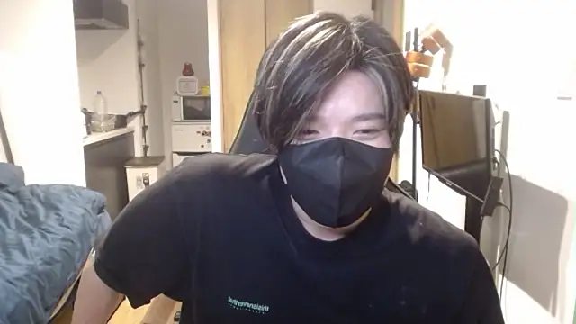Mei-Tanaka online show from 10.15.25