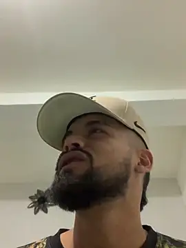 Snapshot of Eevil_boys_77 chatting on 09.17.25 Eevil boys 77 online show from 09.17.25