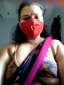 Snapshot of Tamil_Sivani chatting on 06.25.26 Tamil Sivani online show from 06.25.26