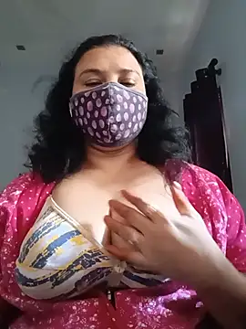 Snapshot of Tamil_Sivani chatting on 08.05.26 Tamil Sivani online show from 08.05.26