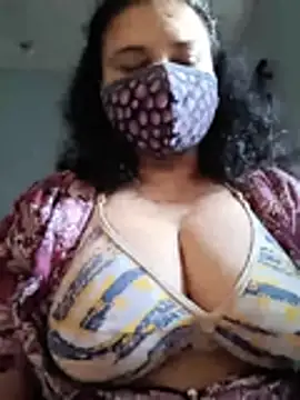 Snapshot of Tamil_Sivani chatting on 08.06.26 Tamil Sivani online show from 08.06.26