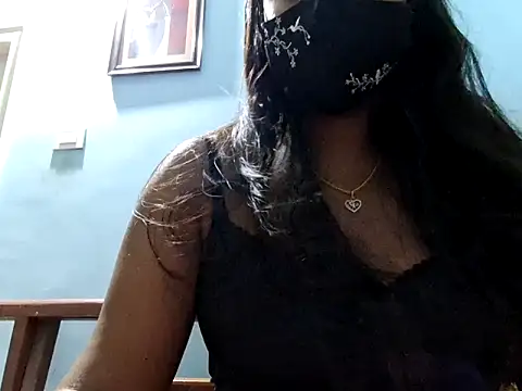 Niveda 21 online show from 11.18.25