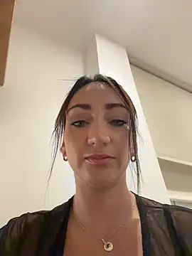 Ninabigtitied online show from 02.02.26