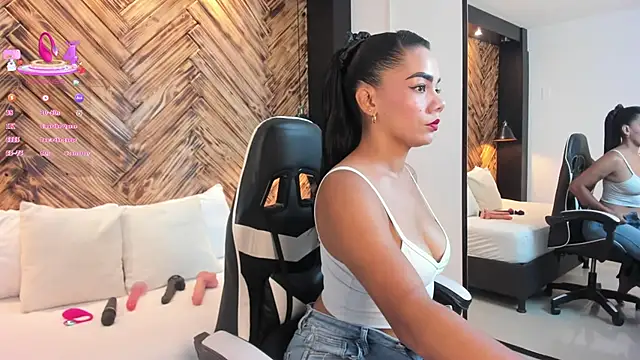 Snapshot of dana_daree chatting on 05.07.26 dana daree online show from 05.07.26