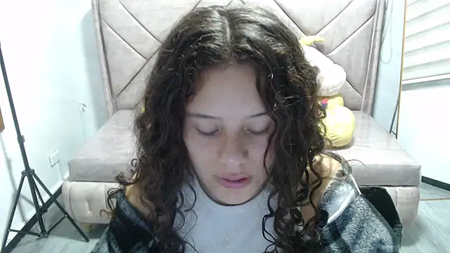 Velvet Moon V online show from 11.13.25