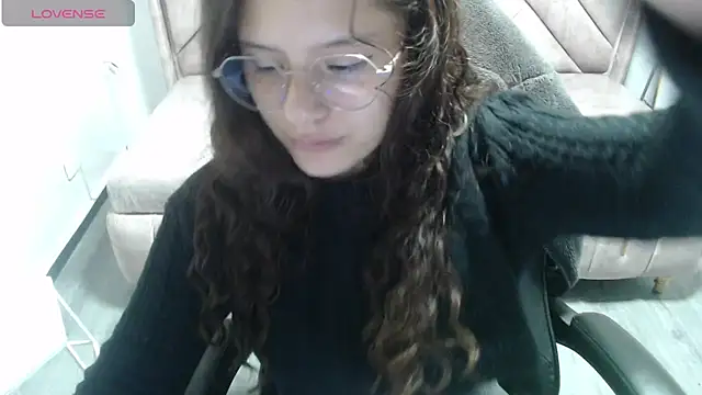 Velvet Moon V online show from 02.02.26