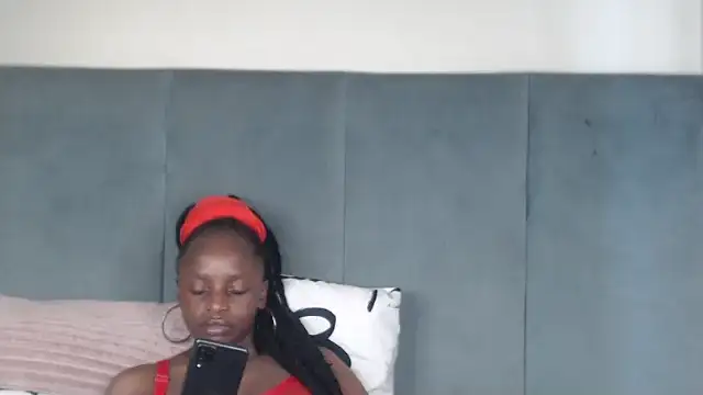 Jah-Queen online show from 11.28.25