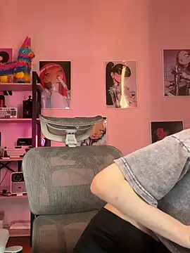 madi snow online show from 03.07.26