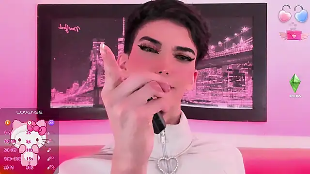 Snapshot of Baby_FenixTS chatting on 10.15.25 Baby FenixTS online show from 10.15.25