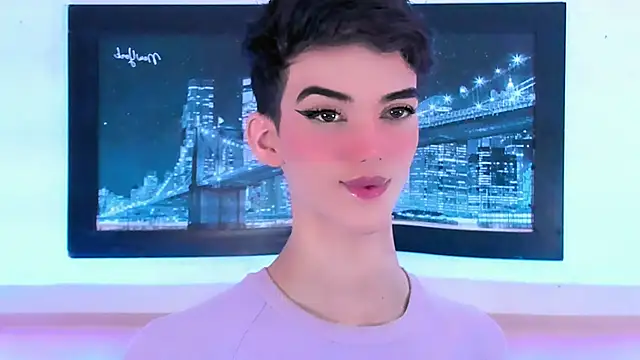 Snapshot of Baby_FenixTS chatting on 10.19.25 Baby FenixTS online show from 10.19.25