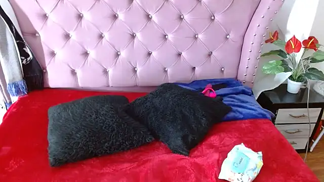 katalinathxandbritney1 online show from 02.03.26