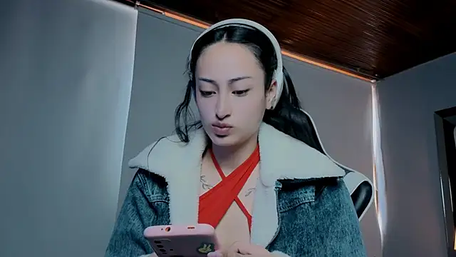Adhara7 online show from 05.16.26